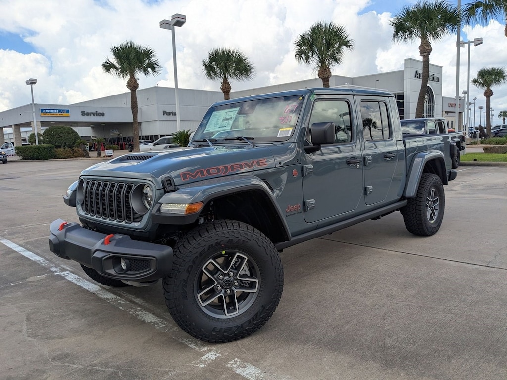 New 2025 Jeep Gladiator Mojave Truck Crew Cab