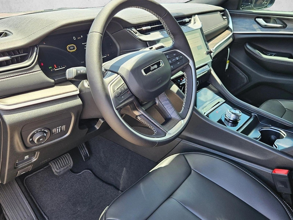 New 2026 Jeep Grand Cherokee L Limited SUV