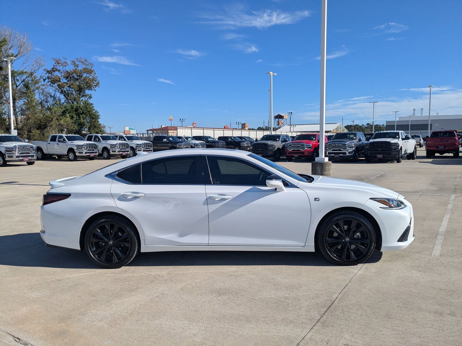 2023 Lexus ES 350 F SPORT Handling photo 4