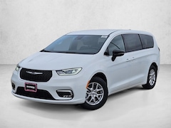 2025 Chrysler Pacifica Select Van Passenger Van