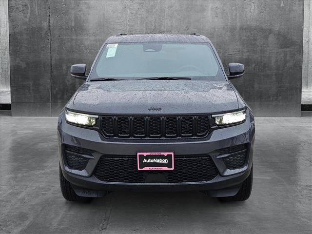2025 Jeep Grand Cherokee Altitude X photo 2