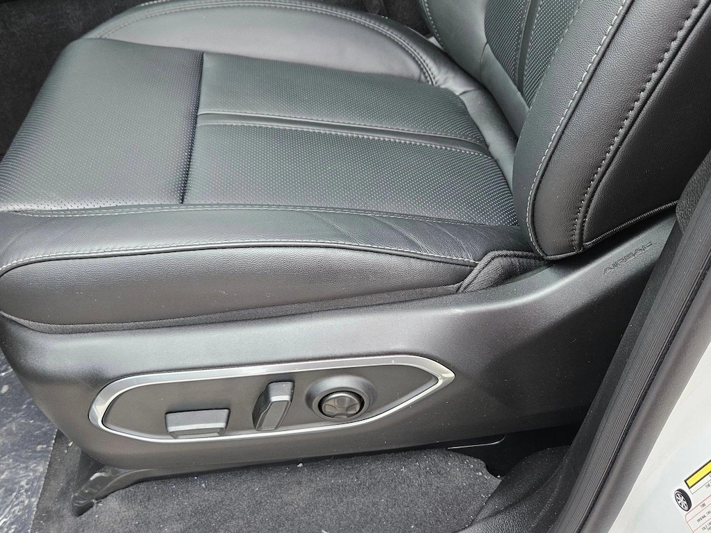 New 2026 Jeep Grand Wagoneer Upland SUV