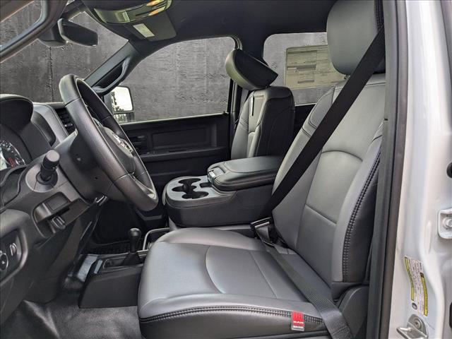 2024 Ram 2500 Tradesman photo 4