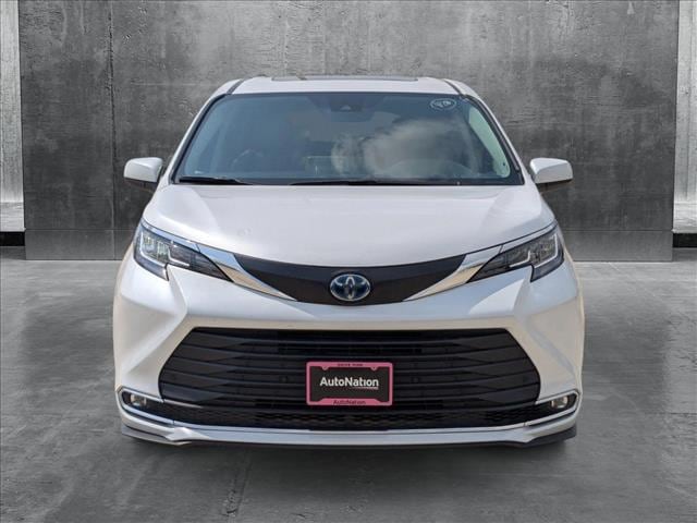 Used 2023 Toyota Sienna XLE with VIN 5TDYRKEC1PS171631 for sale in Spring, TX