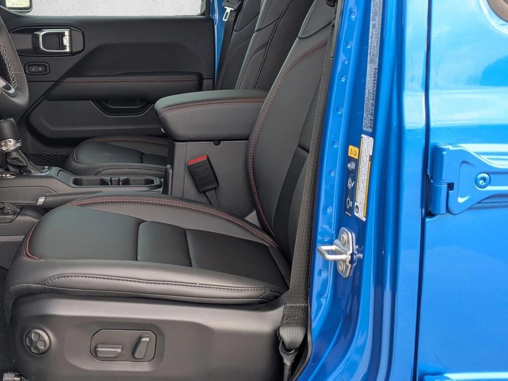 New 2026 Jeep Wrangler Rubicon X SUV