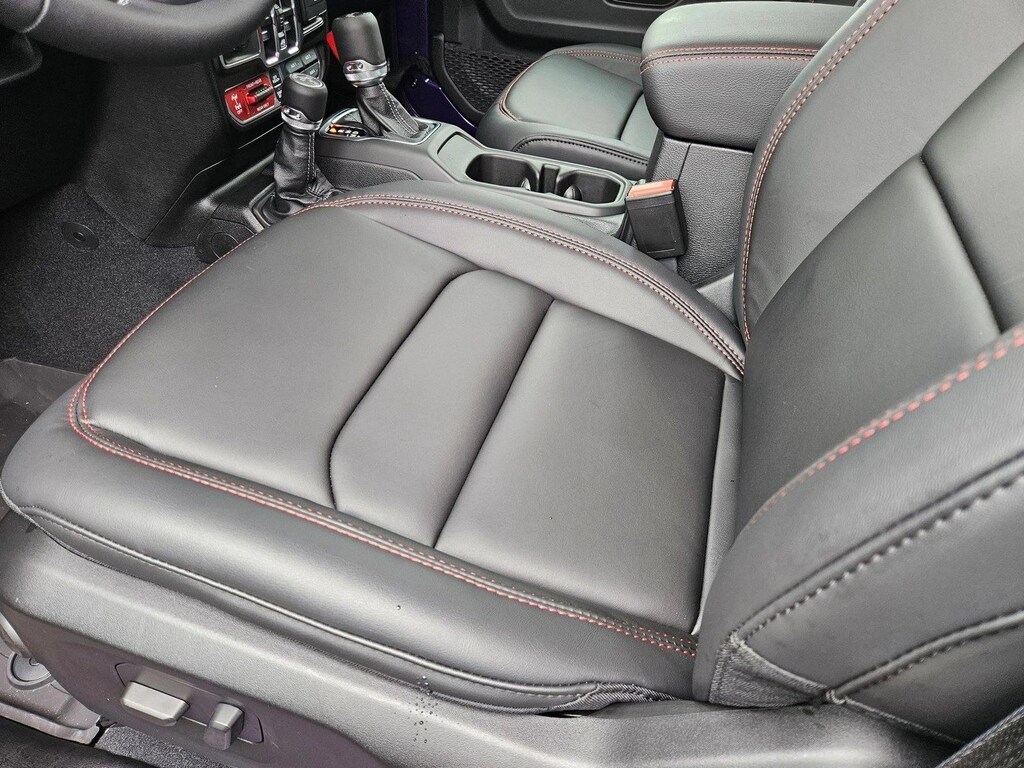 New 2026 Jeep Wrangler Rubicon X SUV