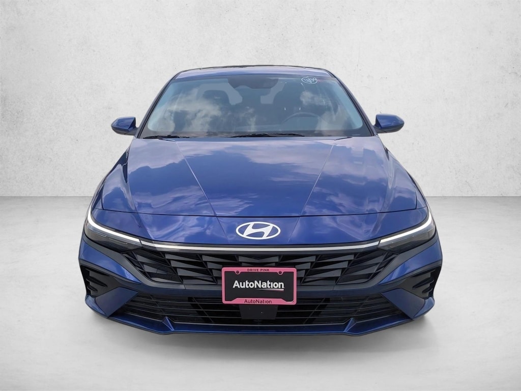 Used 2025 Hyundai Elantra SEL Convenience 4dr Car