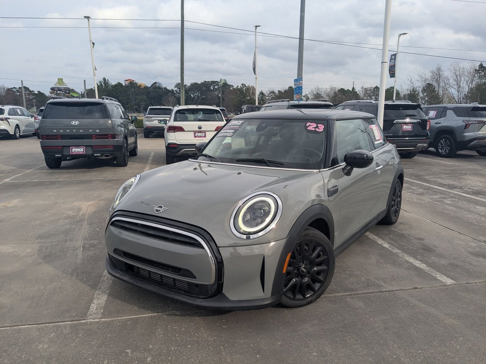 2023 MINI Hardtop 2 Door Base's photo