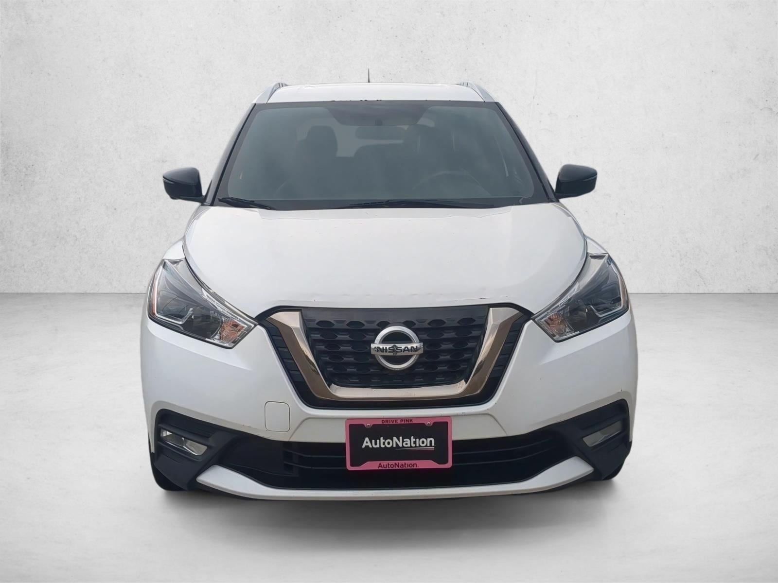 Used 2019 Nissan Kicks SR with VIN 3N1CP5CU4KL511689 for sale in Spring, TX