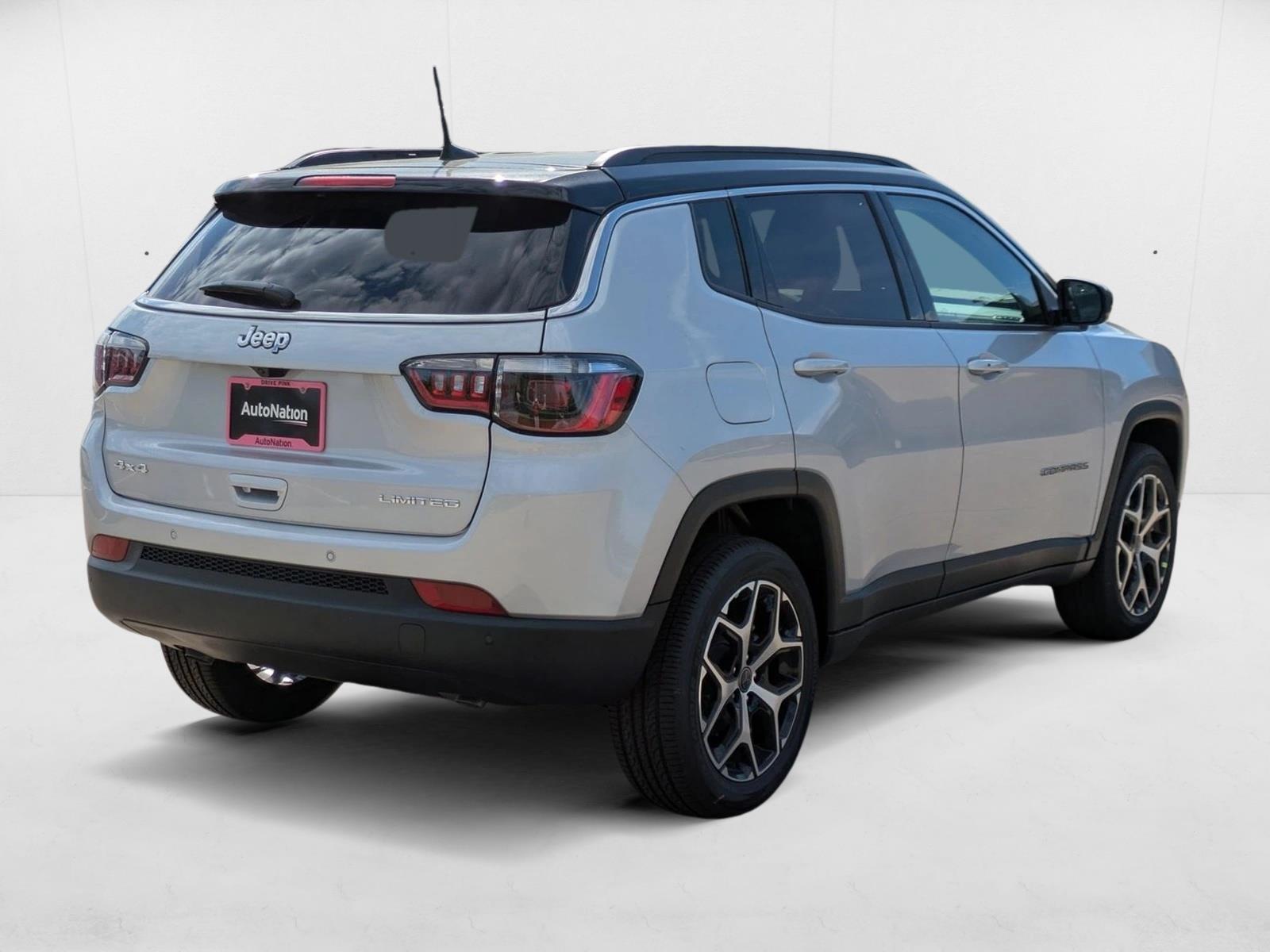 2025 Jeep Compass Limited photo 2