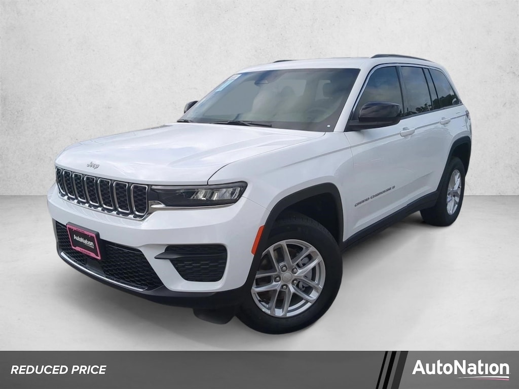 New 2026 Jeep Grand Cherokee Laredo SUV
