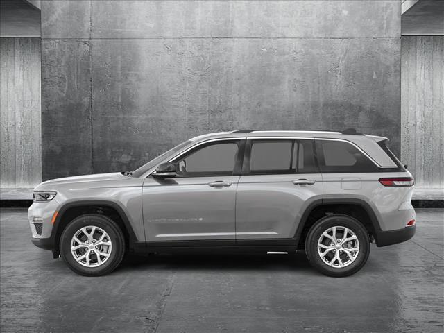 2025 Jeep Grand Cherokee Limited photo 3