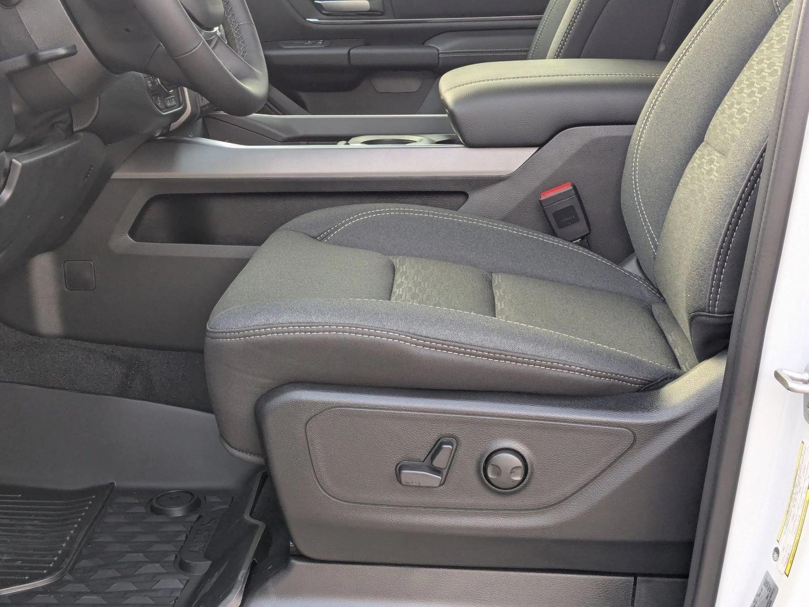 2026 Ram 1500 Lone Star photo 4