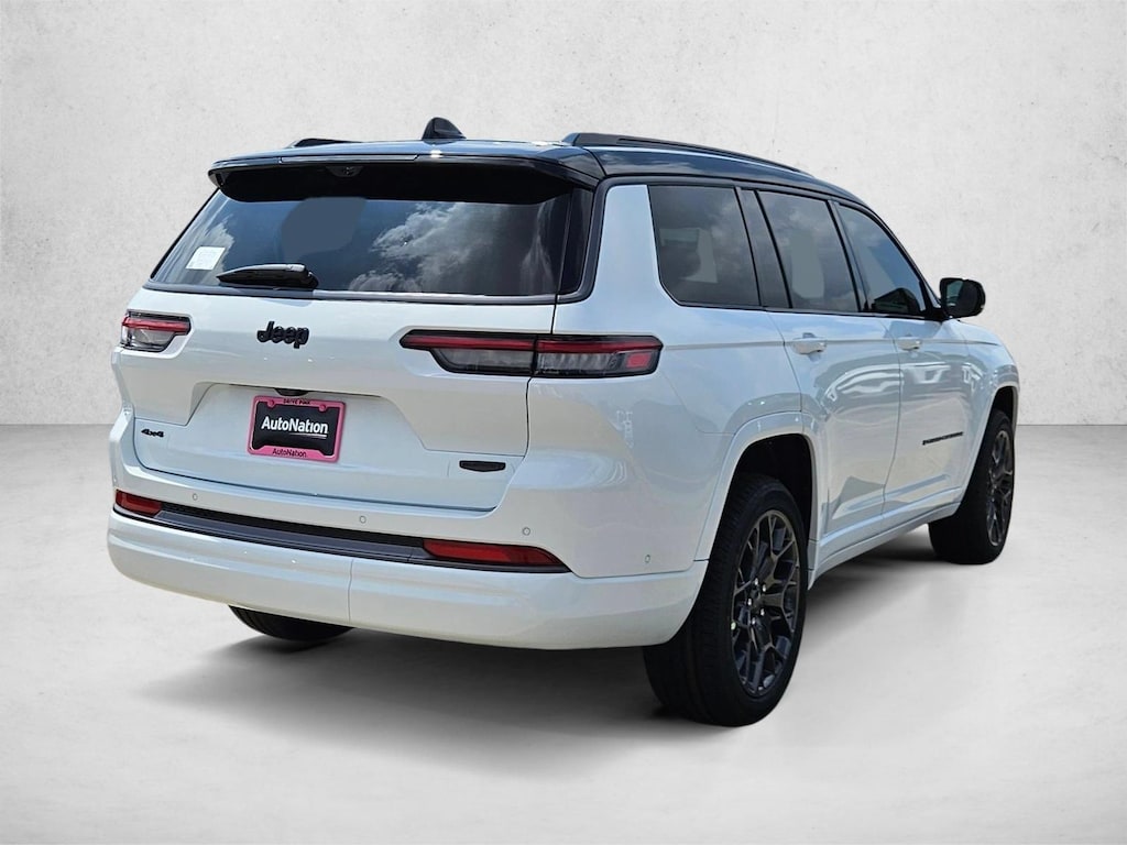 New 2026 Jeep Grand Cherokee L Summit SUV