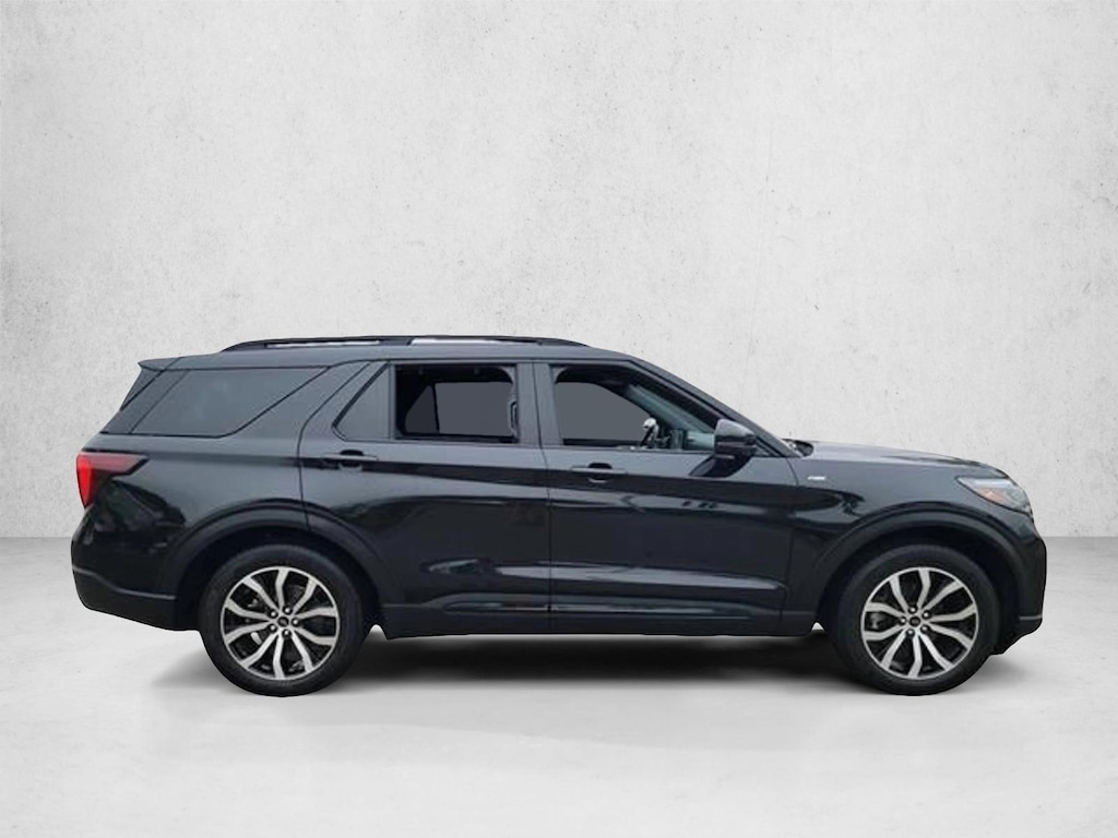 Used 2025 Ford Explorer ST-Line Sport Utility