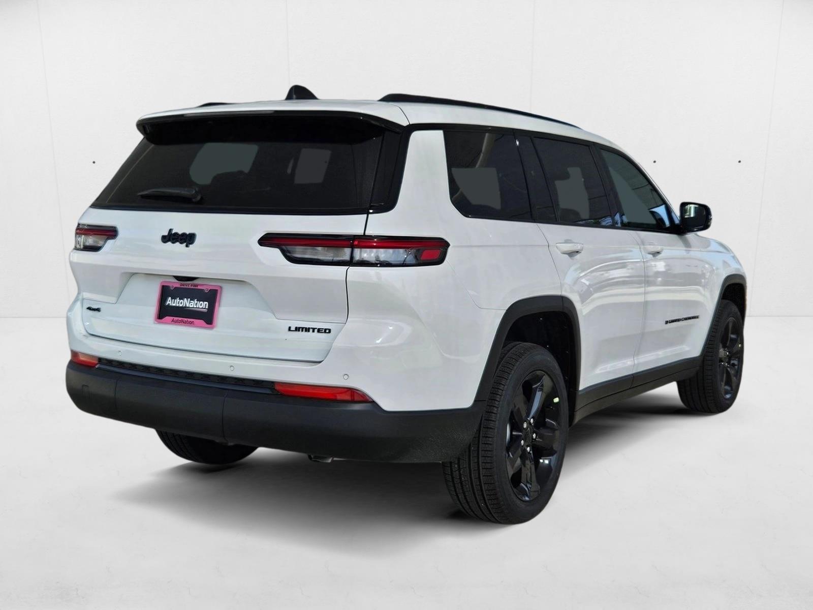 2025 Jeep Grand Cherokee Limited photo 2