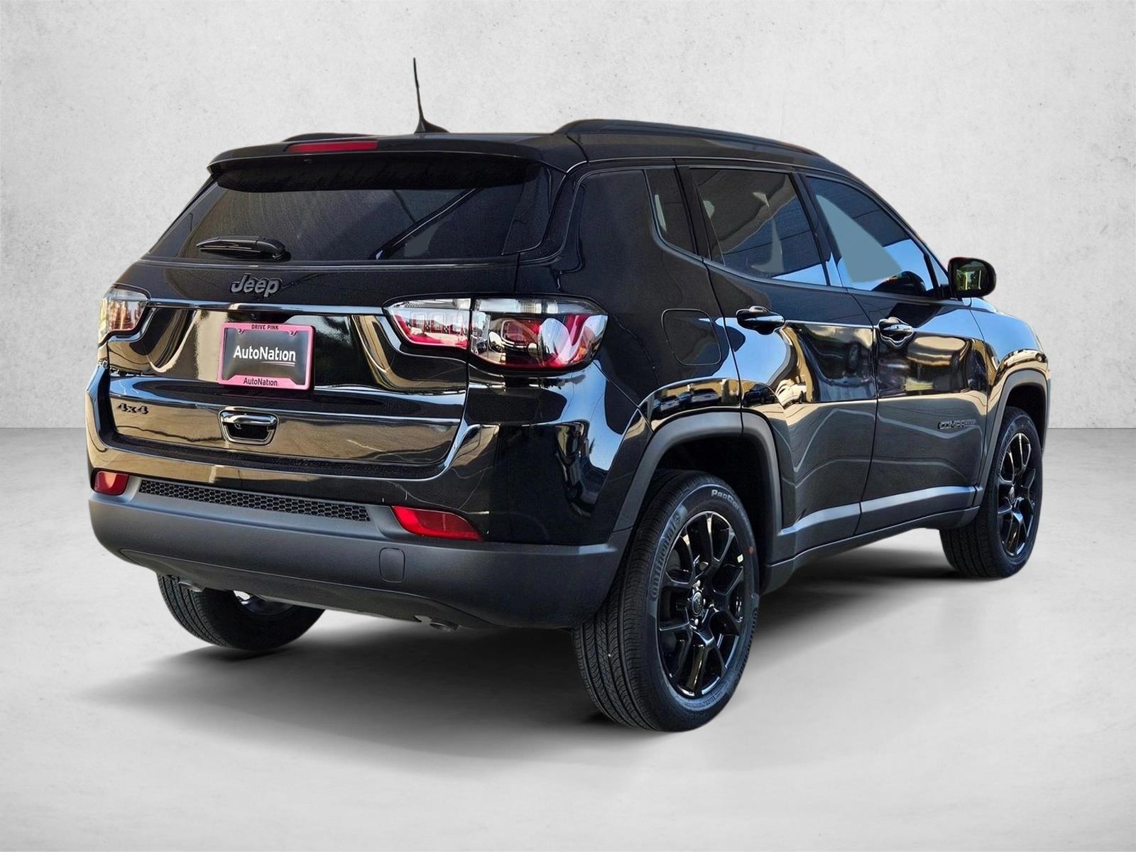 2026 Jeep Compass Latitude Altitude photo 2