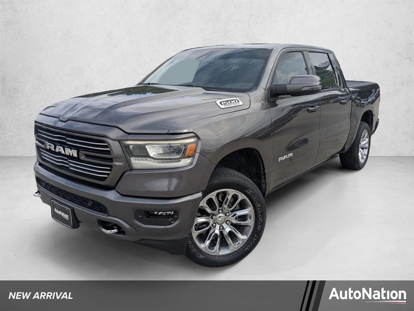 2024 RAM 1500 Laramie 4x4 Crew Cab 5'7's photo