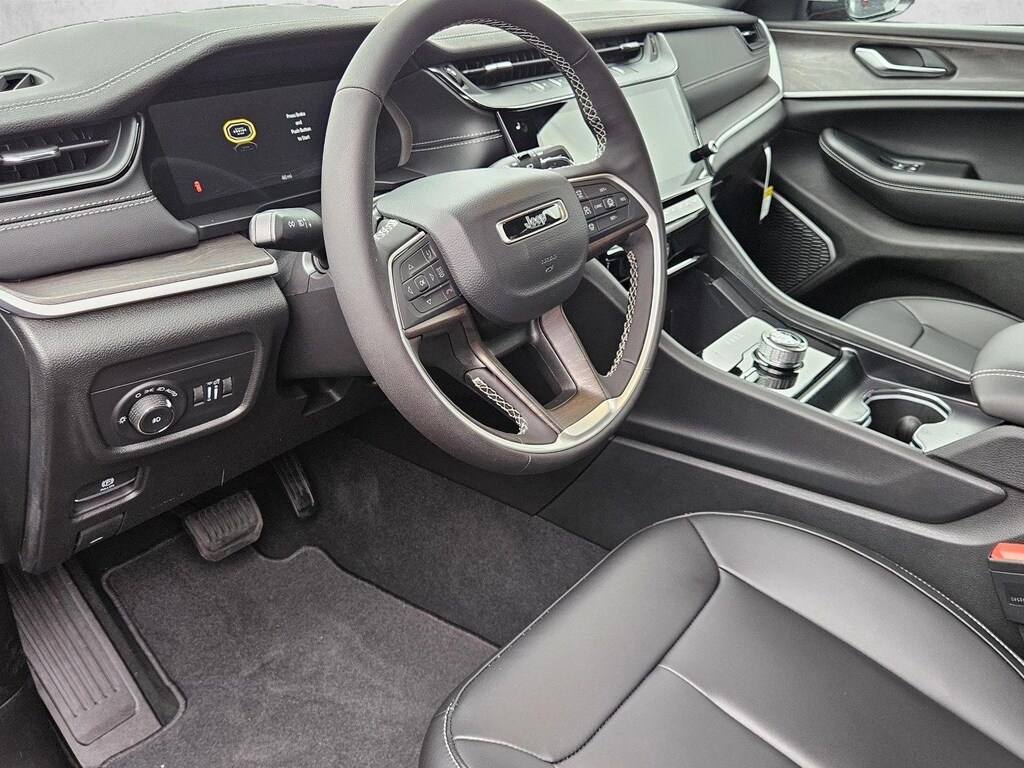 New 2026 Jeep Grand Cherokee L Limited SUV