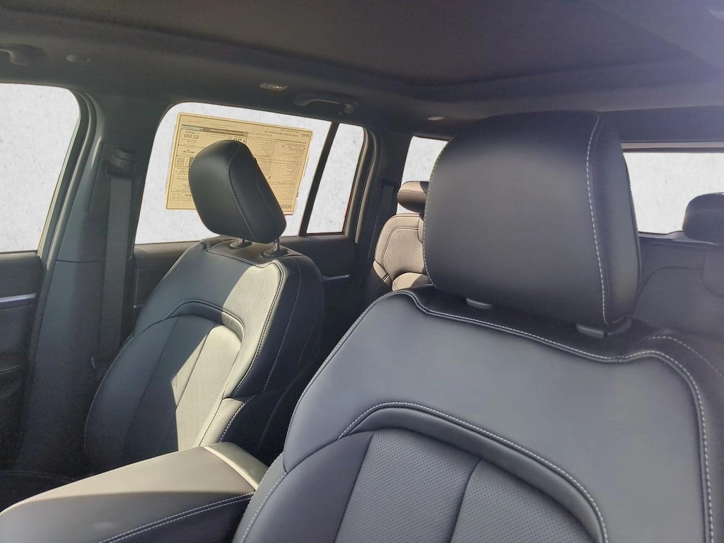 New 2027 Jeep Grand Cherokee Limited Reserve SUV