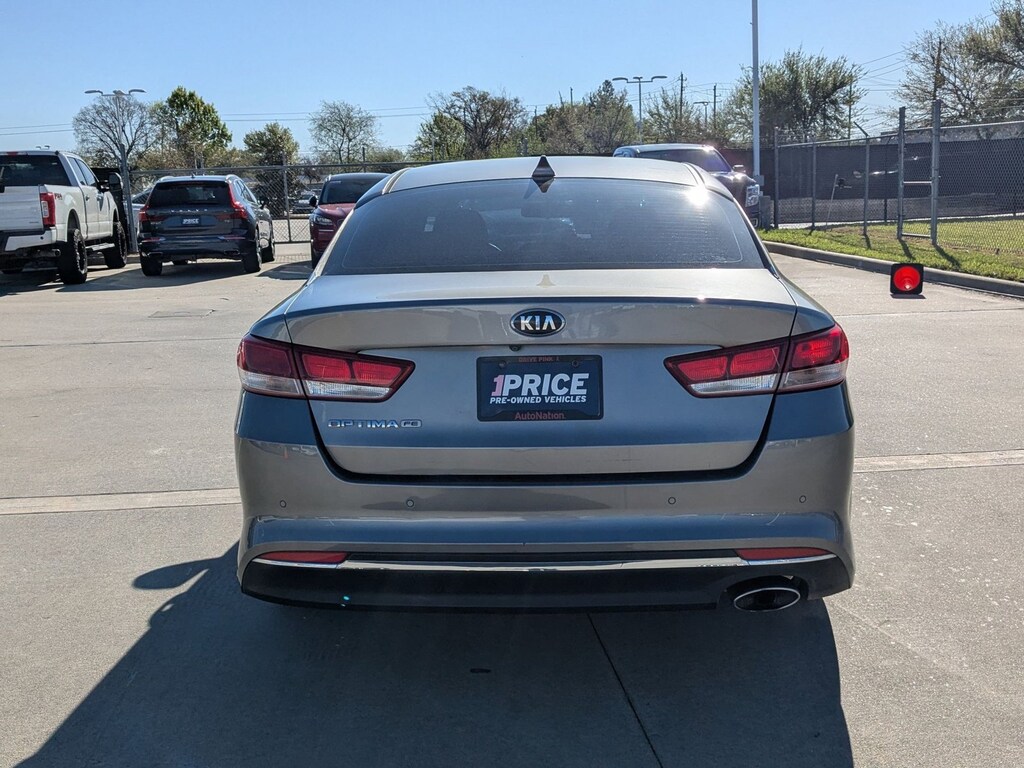 Used 2017 Kia Optima LX 4dr Car