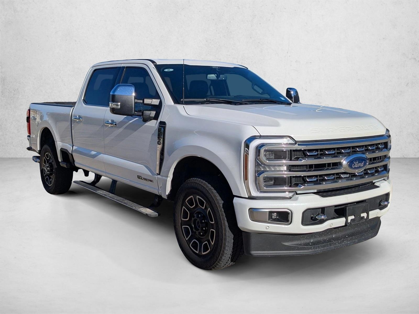 2024 Ford F-250 Platinum photo 3