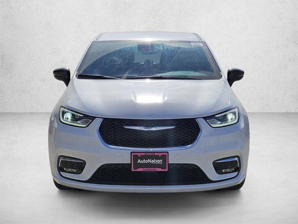 New 2025 Chrysler Pacifica Select Van Passenger Van