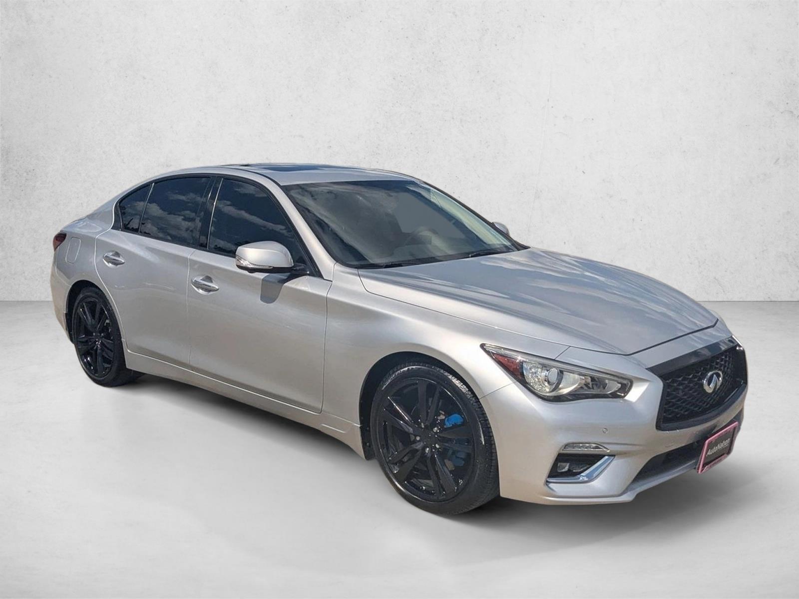 2019 Infiniti Q50 3.0t Signature Edition photo 3