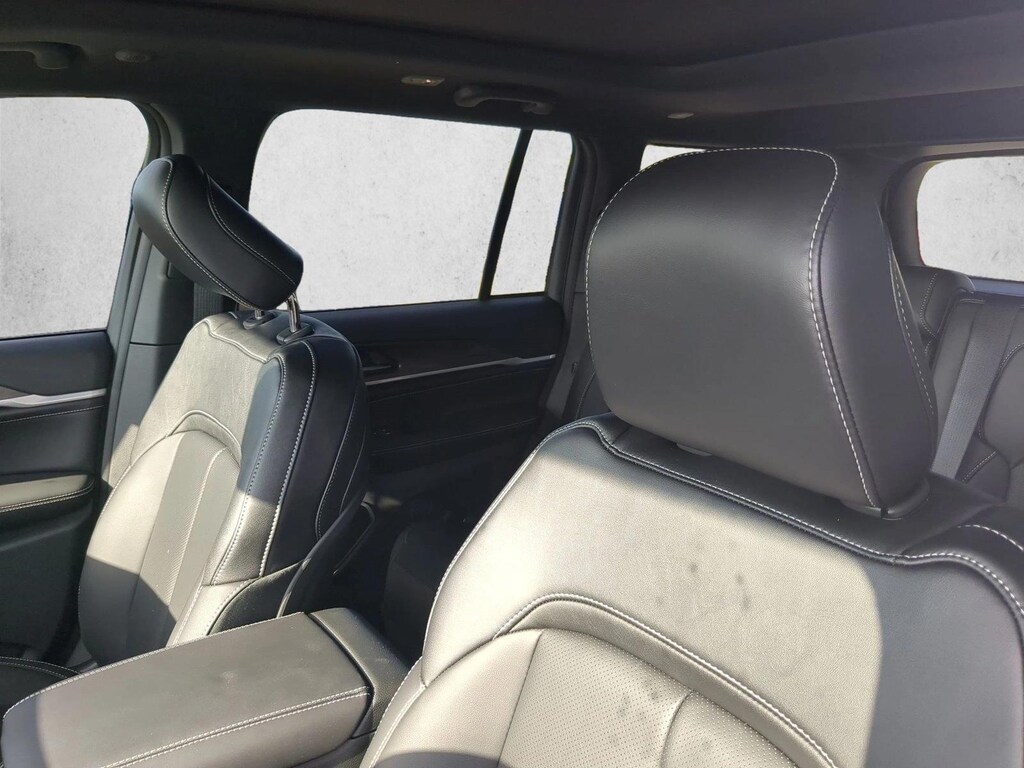 New 2026 Jeep Grand Cherokee Limited Reserve SUV