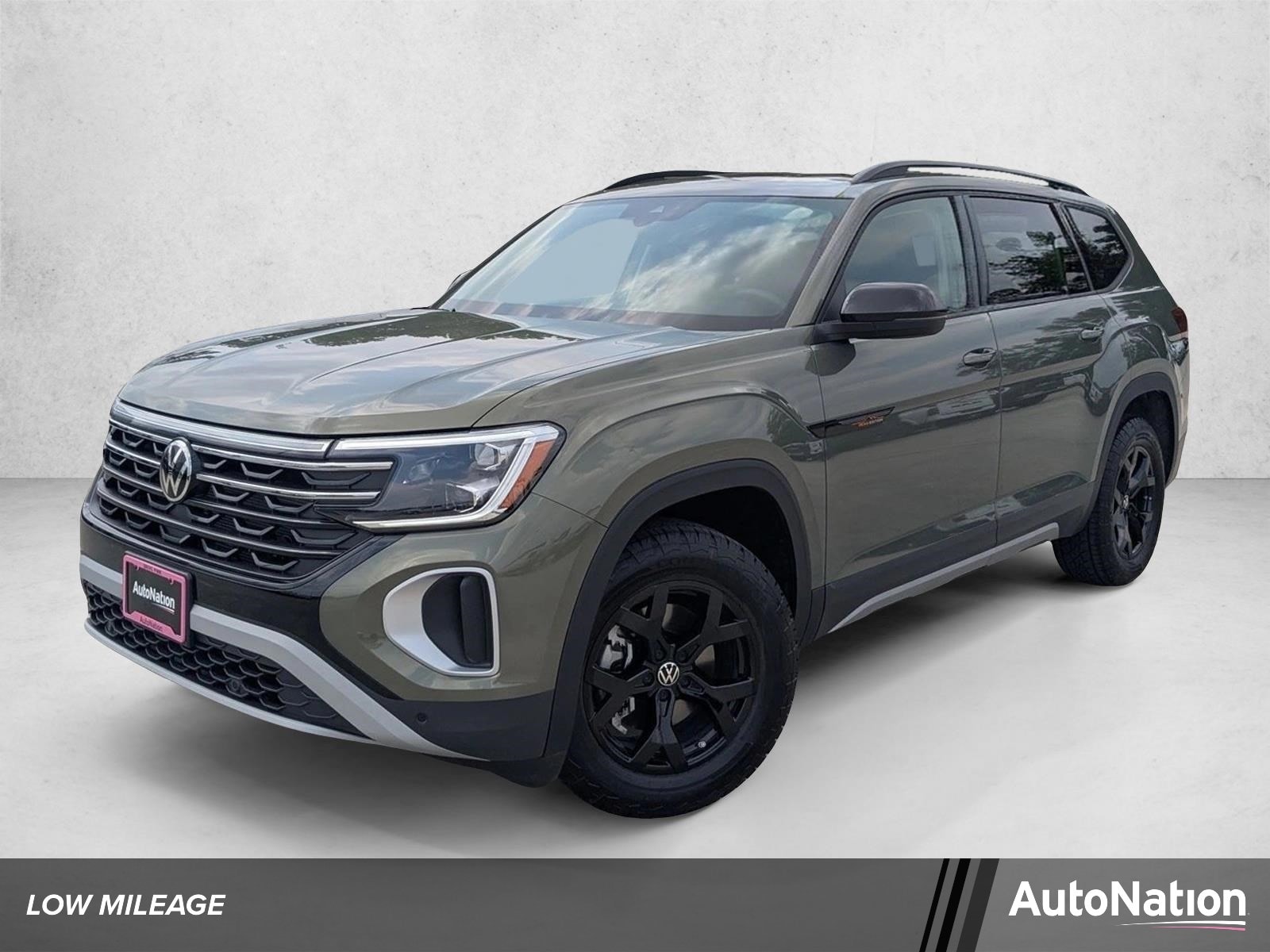 2026 Volkswagen Atlas 2.0T Atlas Peak Edition 4MOTION's photo