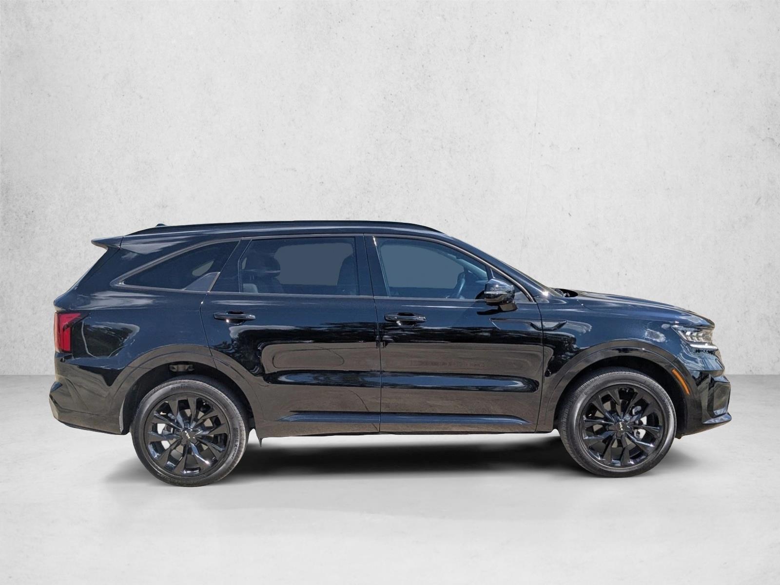 2023 Kia Sorento SX photo 4