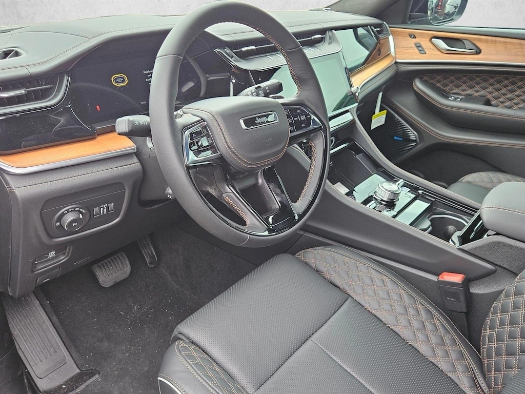 New 2026 Jeep Grand Cherokee Summit SUV