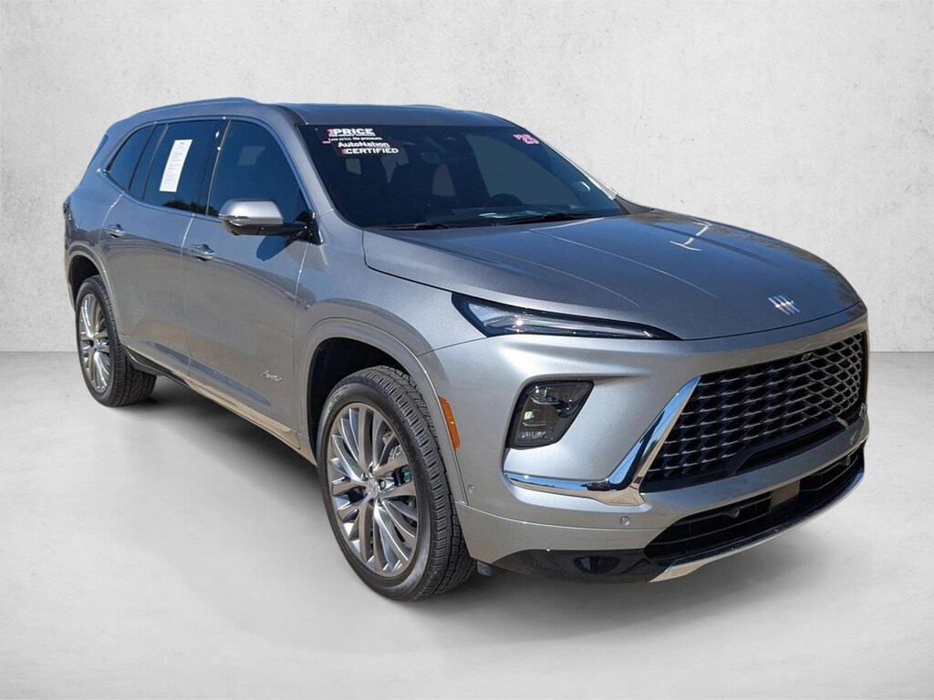 Used 2025 Buick Enclave Avenir Sport Utility