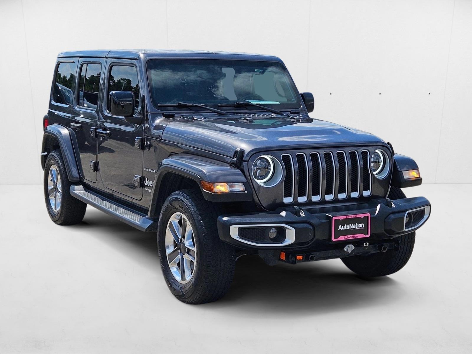 2021 Jeep Wrangler Unlimited Sahara photo 3