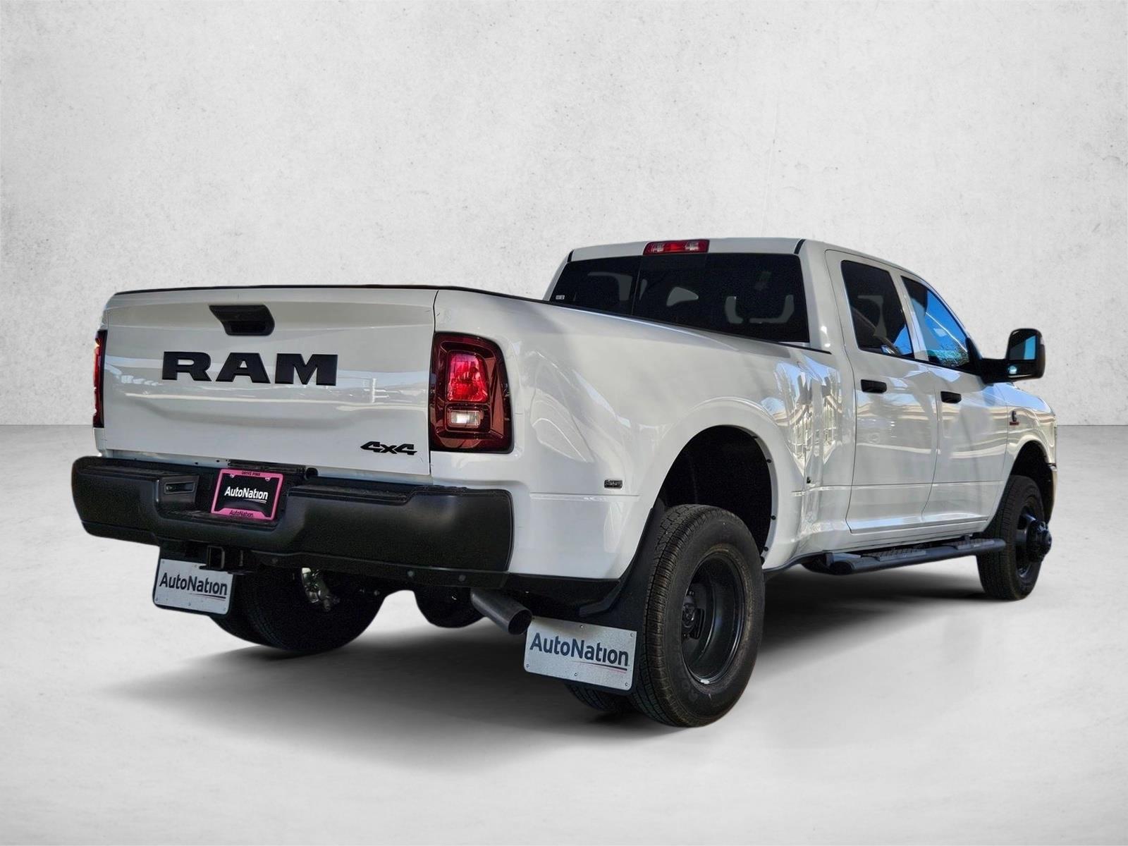 2026 Ram 3500 Tradesman photo 2