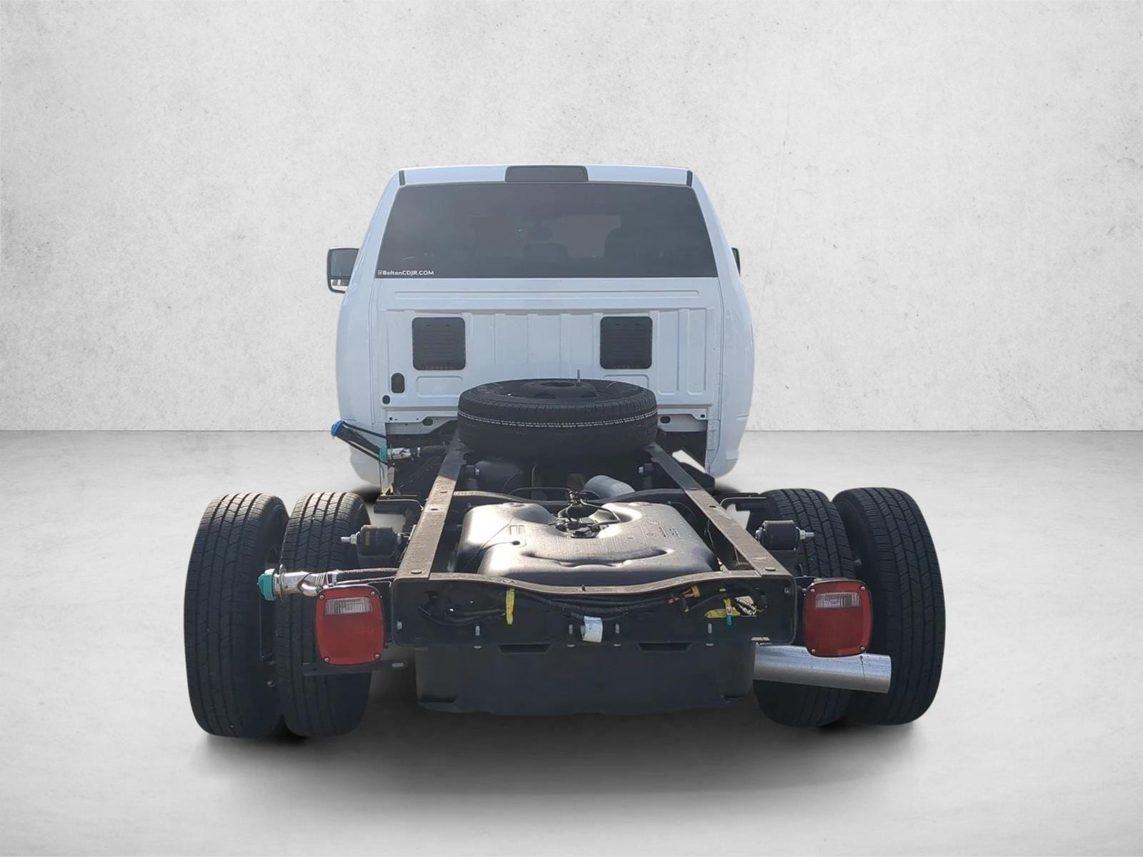 2026 RAM 3500 Chassis Tradesman - Photo 8