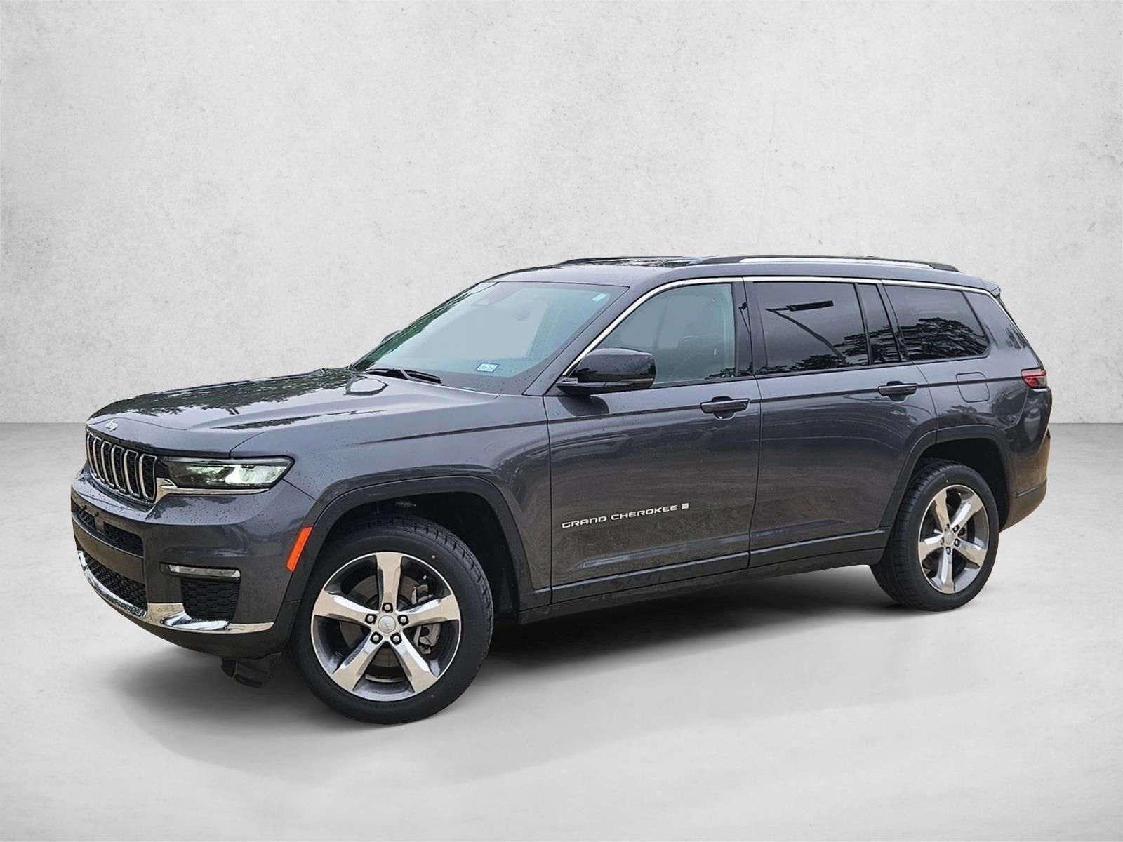 2022 Jeep Grand Cherokee L Limited's photo