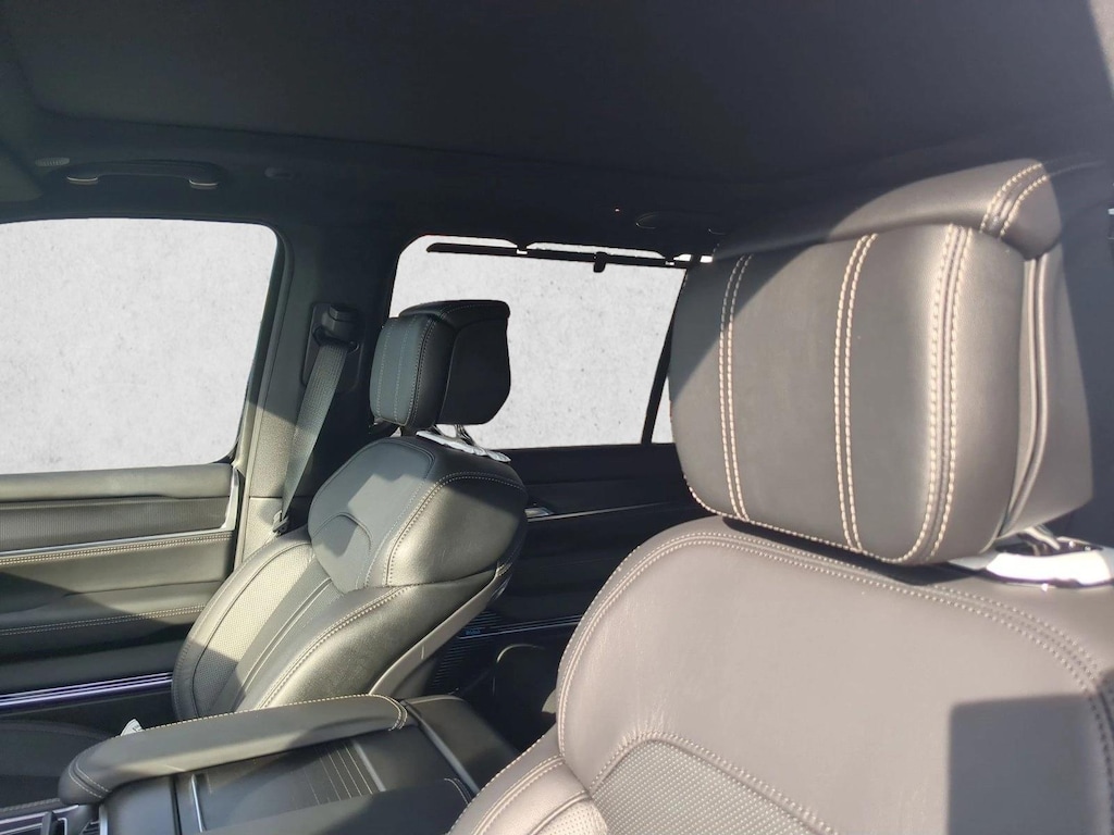 New 2026 Jeep Grand Wagoneer Summit Obsidian SUV