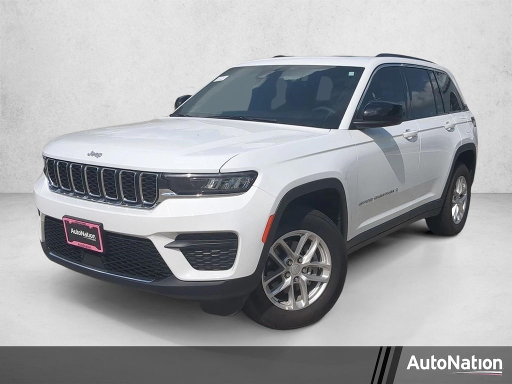 New 2026 Jeep Grand Cherokee Laredo X SUV