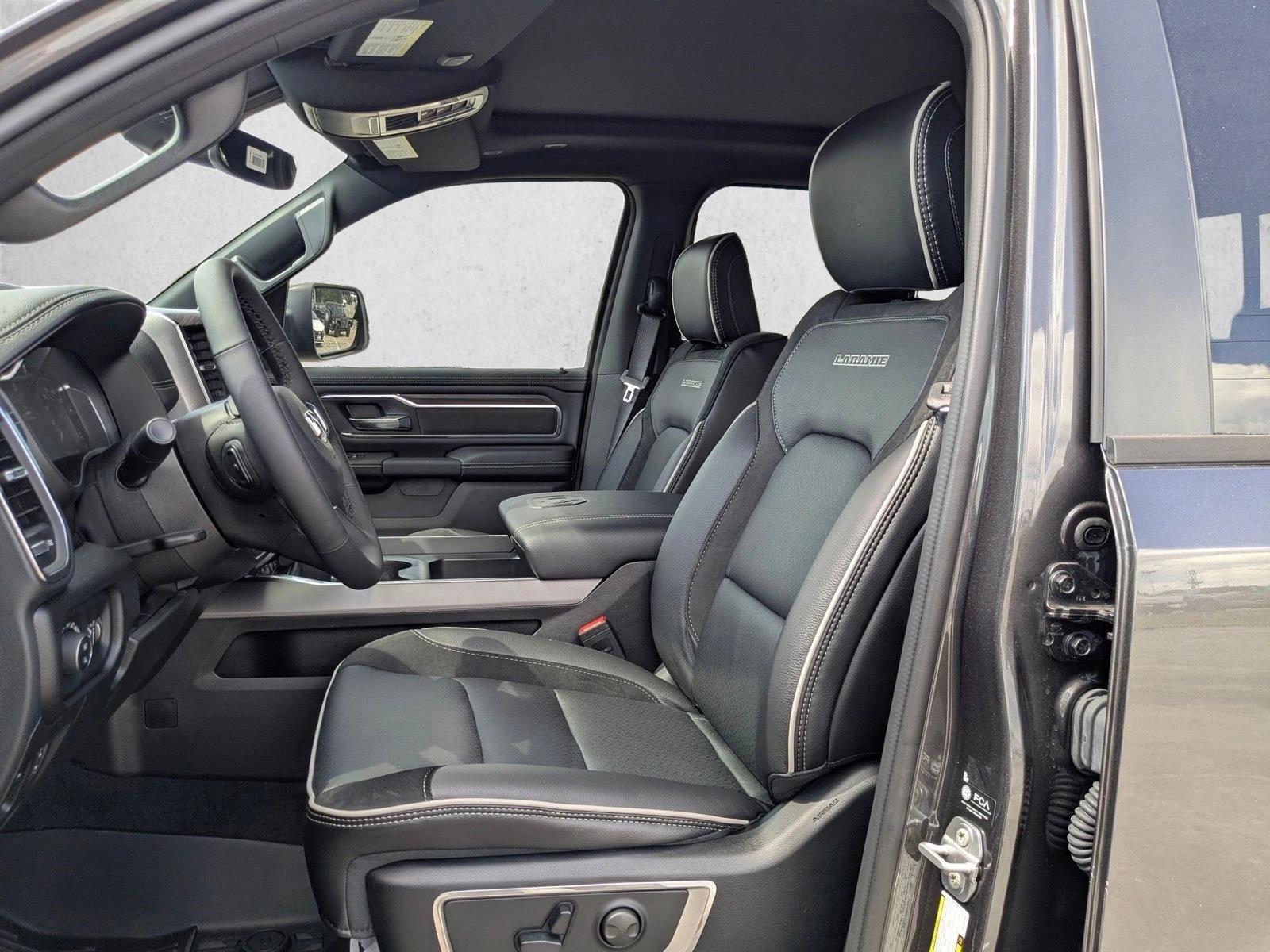 2026 Ram 1500 Laramie photo 3