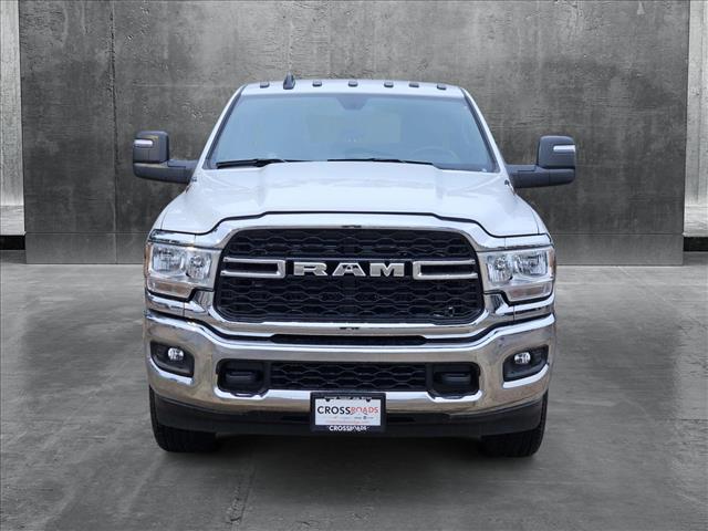 2024 Ram 3500 Tradesman photo 2
