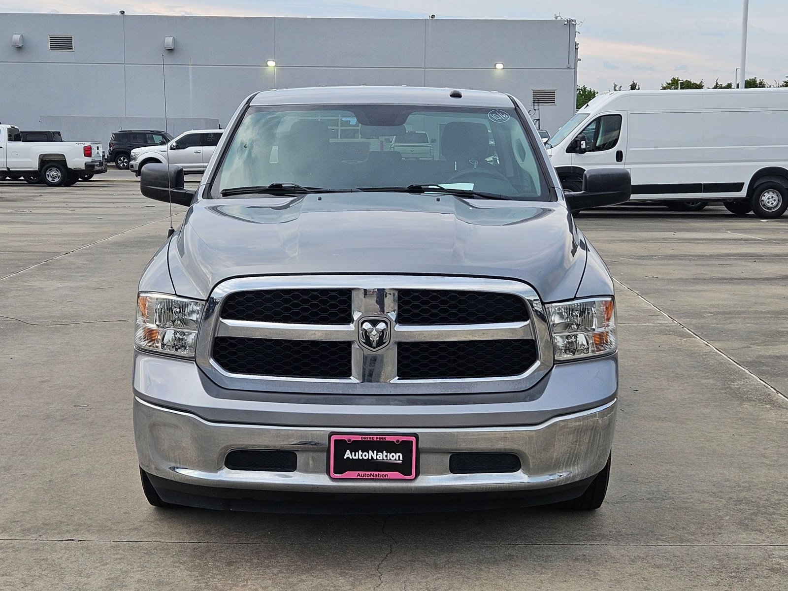 2023 Ram 1500 Tradesman photo 2