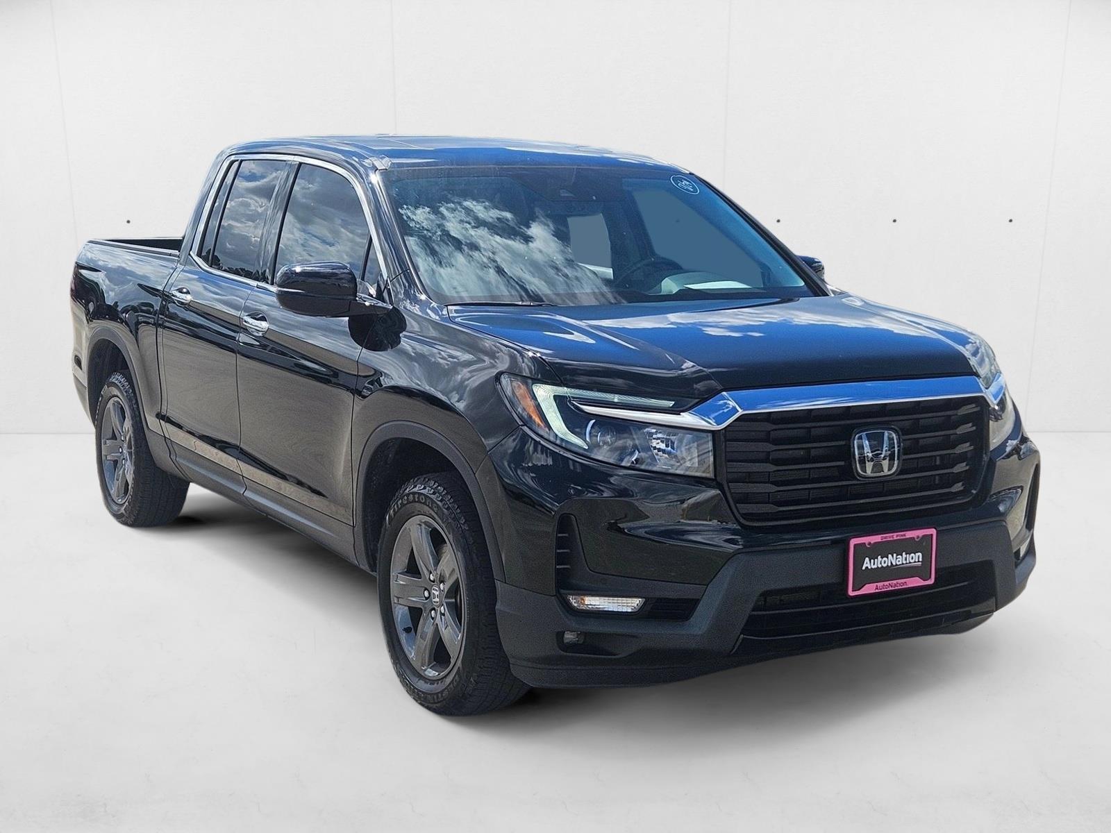 2023 Honda Ridgeline RTL-E photo 2