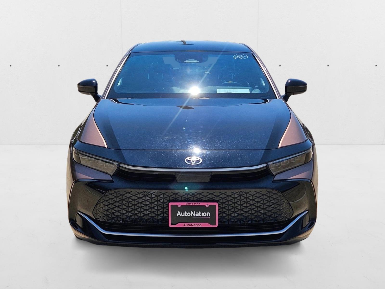 2025 Toyota Crown Platinum photo 2