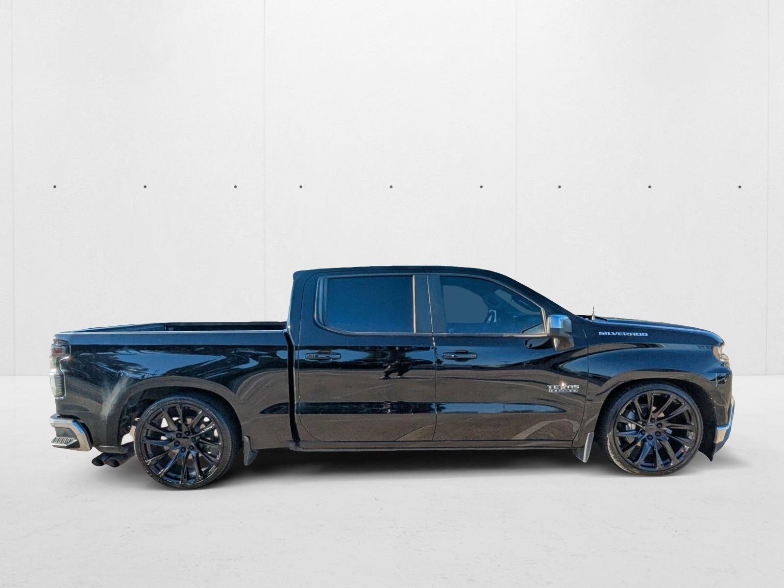 2021 Chevrolet Silverado 1500 LT photo 4