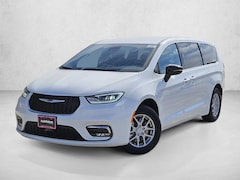 2025 Chrysler Pacifica Select Van Passenger Van