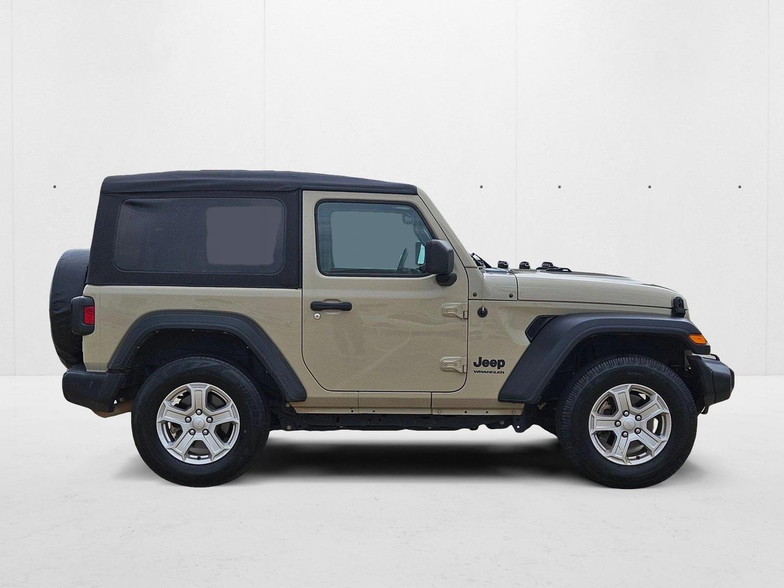 2022 Jeep Wrangler Sport S photo 4