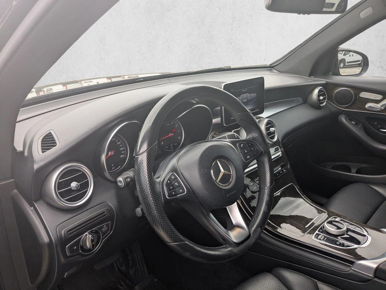 2017 Mercedes-Benz GLC GLC300 - Photo 10