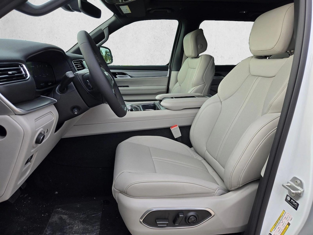 New 2026 Jeep Grand Wagoneer Limited Altitude SUV