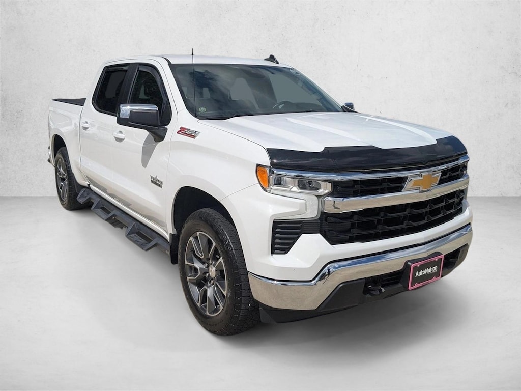 Used 2024 Chevrolet Silverado 1500 LT Crew Cab Pickup